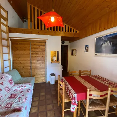 Charmant, Proche Centre Et Animaux Admis - Fr-1-693-20